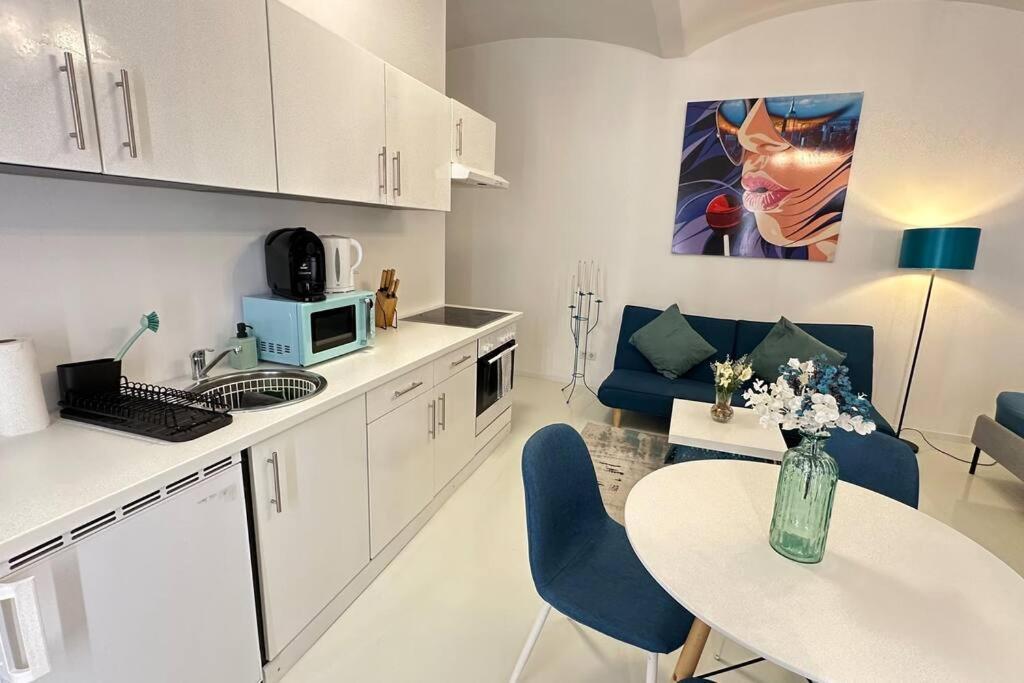 C'Est La Vie A Paris Apartment Відень Екстер'єр фото